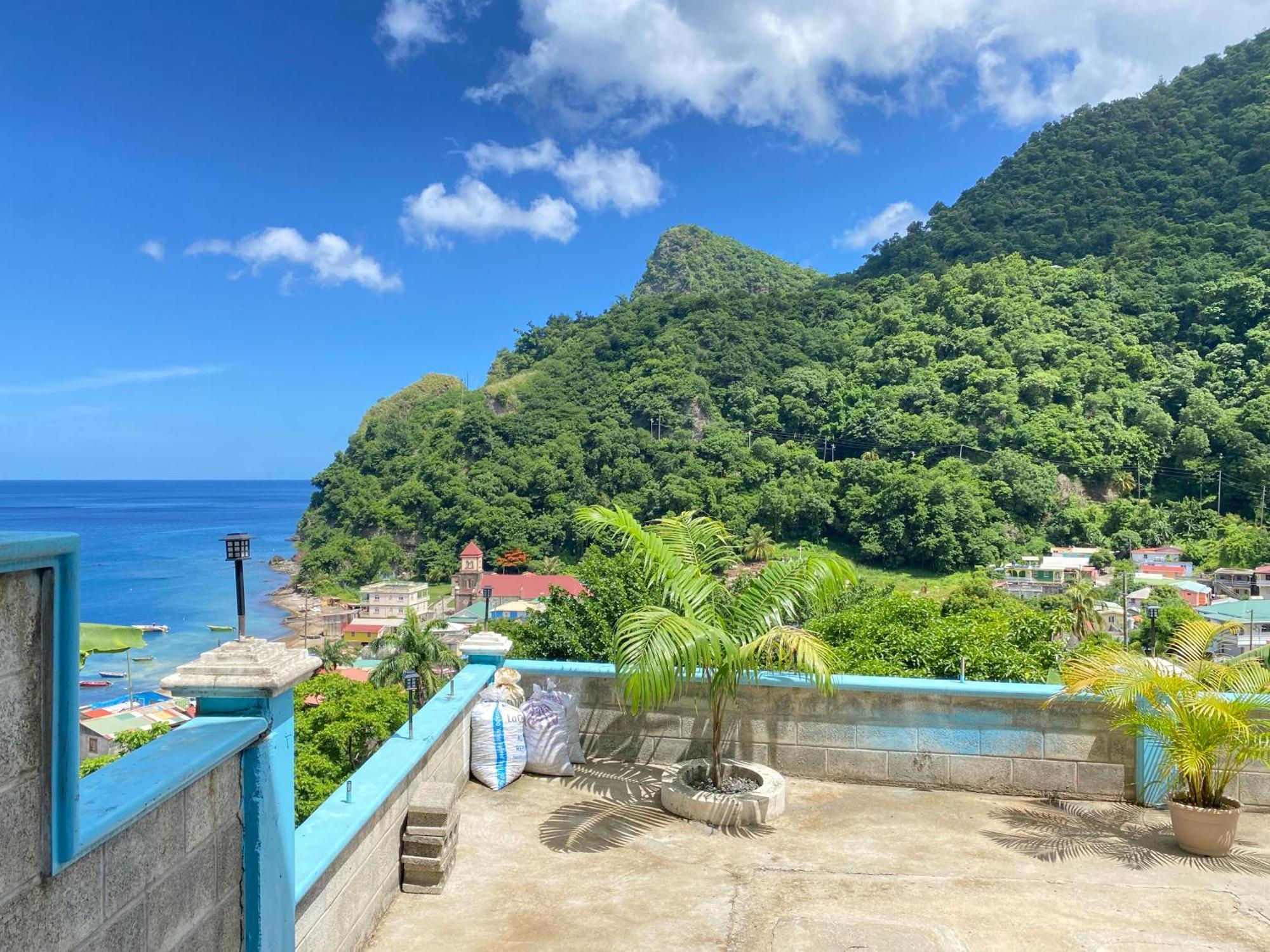 The Big Blue Condo Soufriere エクステリア 写真